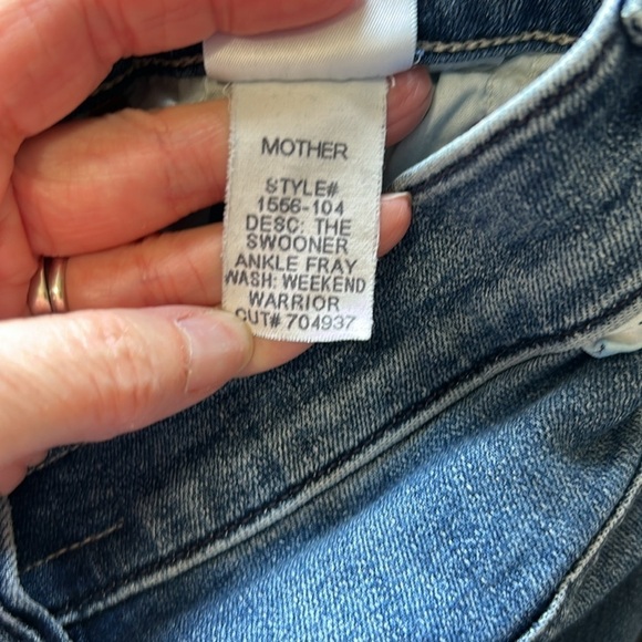 MOTHER The Swooner Ankle Fray Jean Weekend Warrior Mid Rise Stretch Sz 26 - Picture 13 of 16